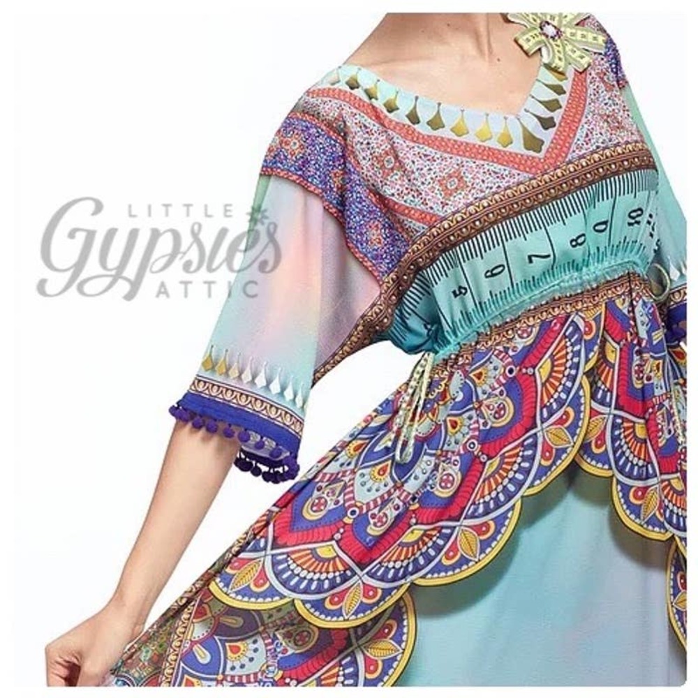 Pastel Rainbows and Prisms Kaftan - Picture 9 of 16